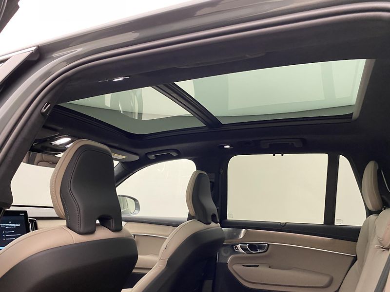 Volvo XC90 (2026) T8 AWD Plug-in BRIGHT ULTRA - fotka 21 z 75