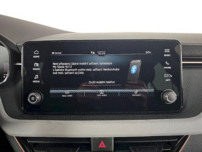 Škoda Kamiq (2025) 1.0TSI 85KW DSG TOP SELECTION - fotka 21 z 32