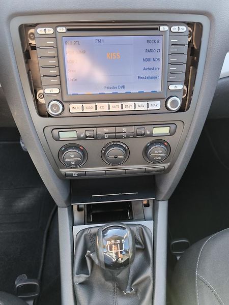 Škoda Octavia (2007) 1,9TDI 77kW *NOVÉ ROZVODY* - fotka 40 z 59