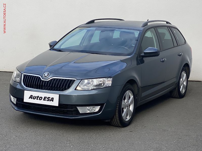 Škoda Octavia (2015) 1.4 TSi, Elegance, DSG, +kola - fotka 3 z 20