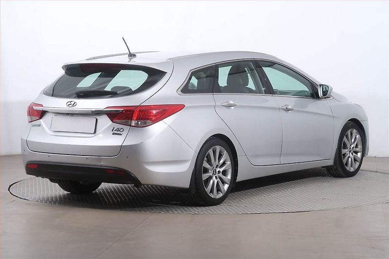 Hyundai i40 (2012) 1.7 CRDi, Serv.kniha, Navi - fotka 5 z 24