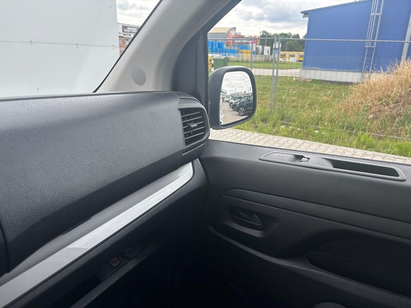 Toyota ProAce 2,0 D-4D Active Multimedia - fotka 20 z 22