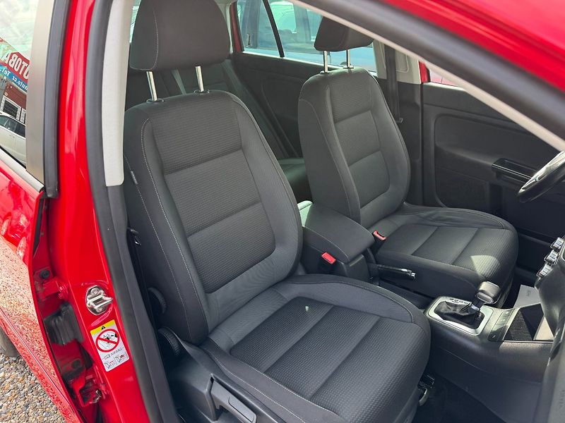 Volkswagen Golf Plus (2010) 1.2TSi 77kW *ALU*DSG*1majitel* - fotka 16 z 23