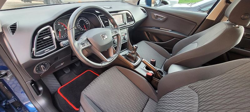 Seat Leon (2014) 1,2TSi 81kWbenzín FuLLeD Style - fotka 18 z 38