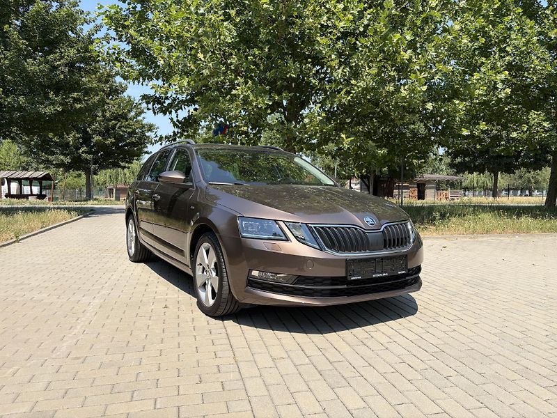 Škoda Octavia 2.0 TDi DSG CLEVER - fotka 15 z 28