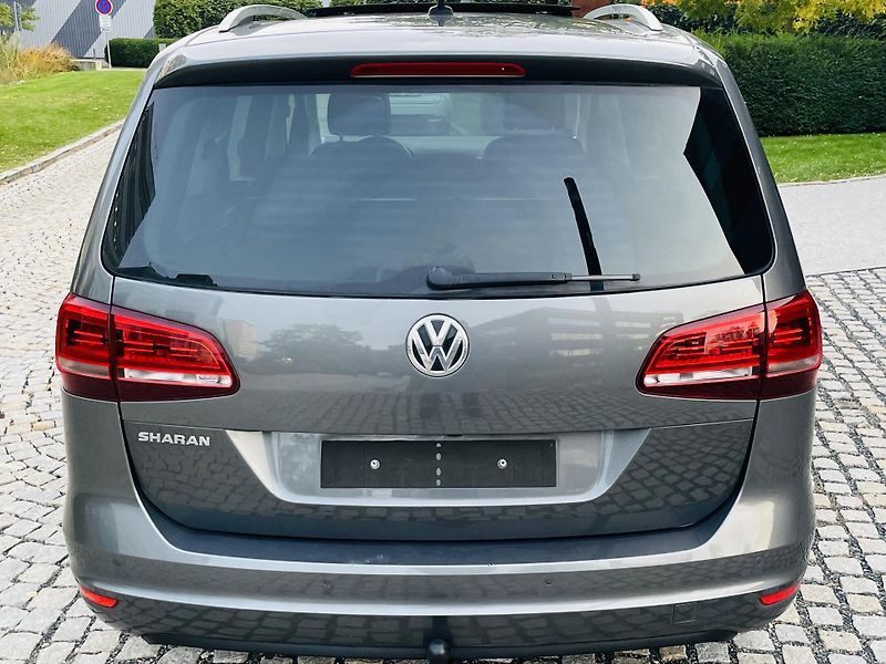 Volkswagen Sharan 2.0TDI MAN 7MÍST TAŽNÉ KAMERA - fotka 14 z 46