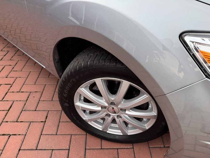 Ford Mondeo (2013) 1.6i EcoBoost Titanium Xenony - fotka 46 z 50
