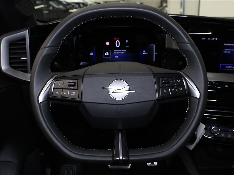 Opel Mokka 1,2 T. 96kW AT GS-Line 11tkm. - fotka 9 z 23