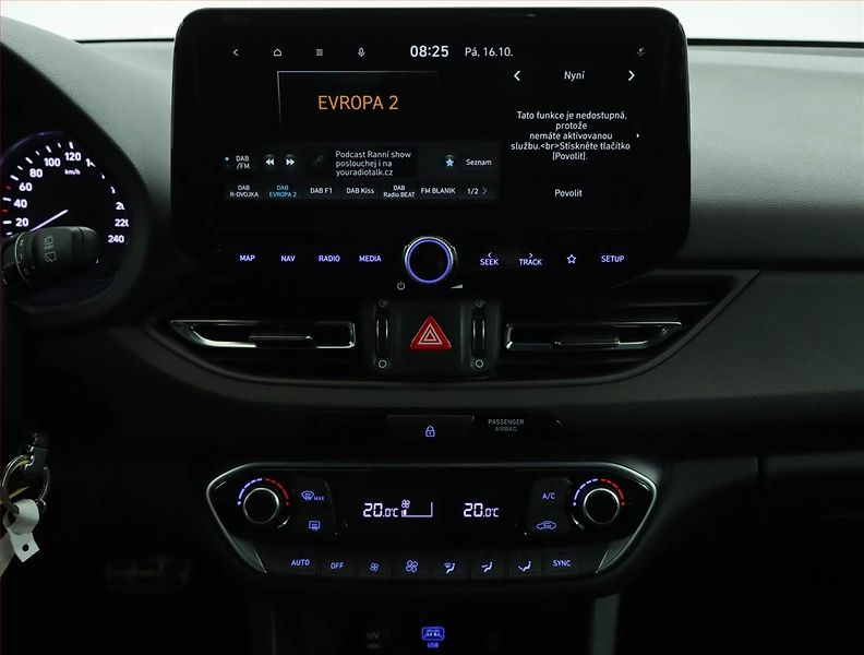 Hyundai i30 (2023) N-Line 1.5 T-GDI MHEV - fotka 12 z 17