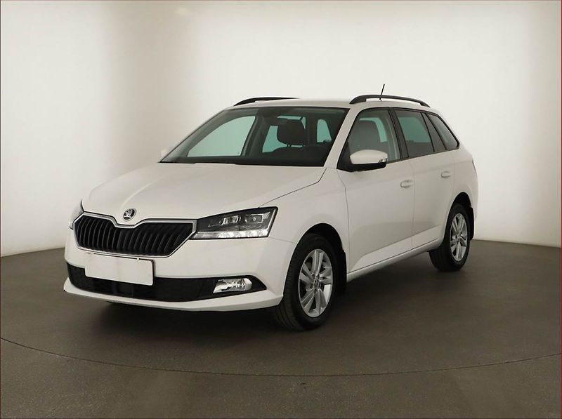 Škoda Fabia (2022) Ambition 1.0 TSI, ČR,1.maj - fotka 2 z 13