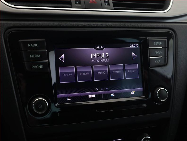 Škoda Rapid (2017) Spaceback 1.0 TSI, Serv.kniha - fotka 13 z 18