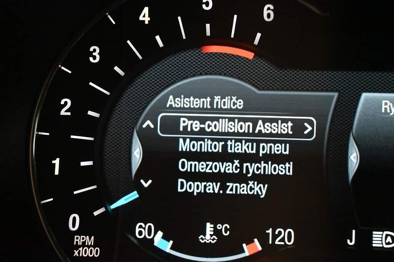 Ford S-MAX (2022) 2.0 LED ACC SONY Tažné WEBASTO - fotka 35 z 40