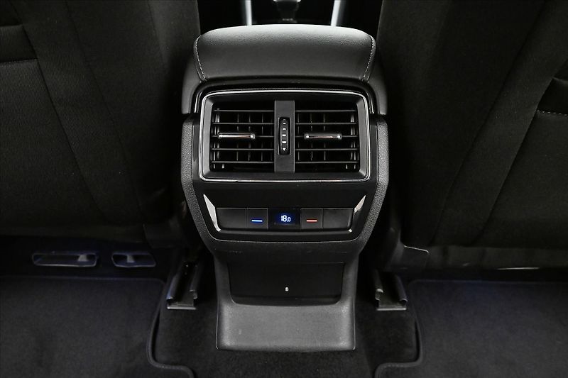 Škoda Kodiaq 2,0 TDI 110kW DSG Navi Záruka - fotka 22 z 32