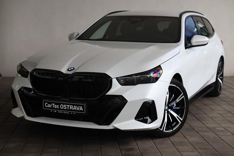BMW Řada 5 540d xDrive Touring - fotografie inzerátu