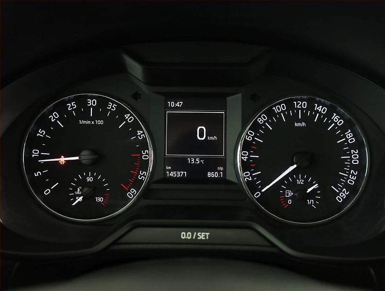 Škoda Octavia (2013) Elegance 2.0 TDI, Serv.kniha - fotka 9 z 16