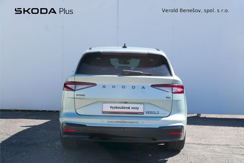 Škoda Enyaq (2024) 85x (82 kWh) 210 kW Sportline - fotka 7 z 33