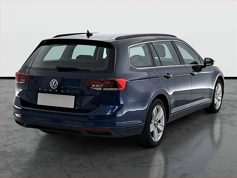 Volkswagen Passat (2020) Elegance 2.0 TDI, Automat - fotka 5 z 17