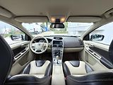 Volvo XC60 D5 AWD // SUMMUM // 151 kW - náhled 18