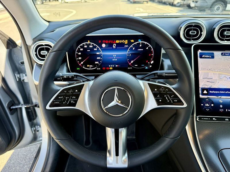 Mercedes-Benz GLC (2025) 220 d 4MATIC - fotka 27 z 47