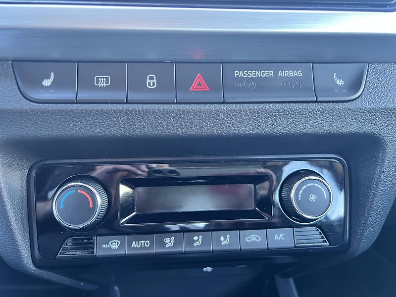 Škoda Fabia Drive 1.0TSi 81kw DSG TEMPOMAT - fotka 21 z 46