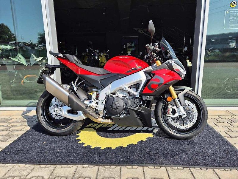 Aprilia Tuono V4 1100 RR (2024) E5 - AKČNÍ CENA - fotka 3 z 38