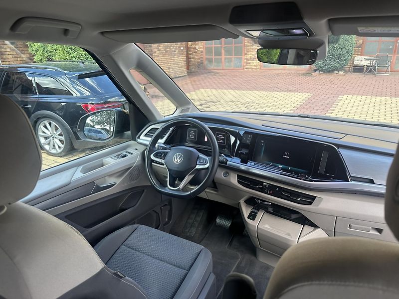 Volkswagen Multivan T7, 2,0 TDI, DSG, ,,LIFE´´ - fotka 10 z 16