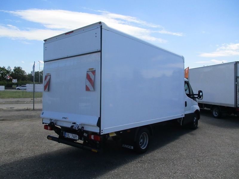 Iveco Daily 35C16, 2.3, HC, 8 palet - fotka 4 z 21