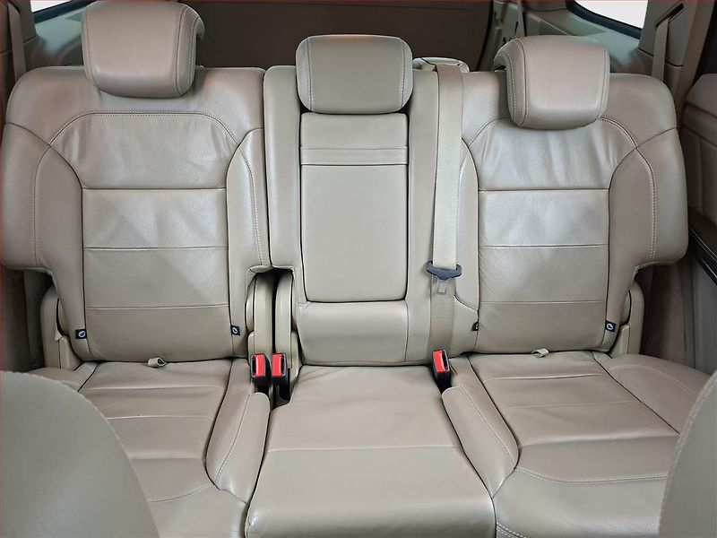 Mercedes-Benz GL (2014) 500 - fotka 10 z 27