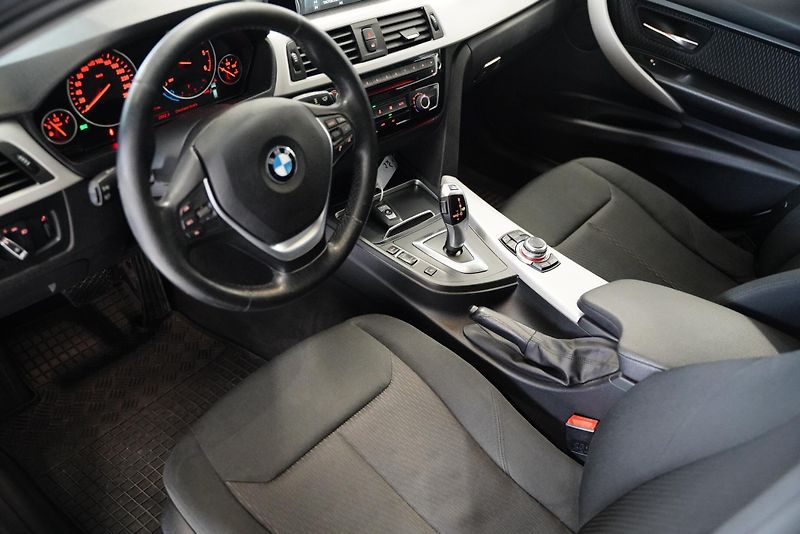 BMW Řada 3 - fotka 5 z 6