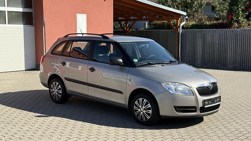 Škoda Fabia (2010) 1.4 16V*63kW*COOL-EDITION*TOP* - fotka 5 z 27