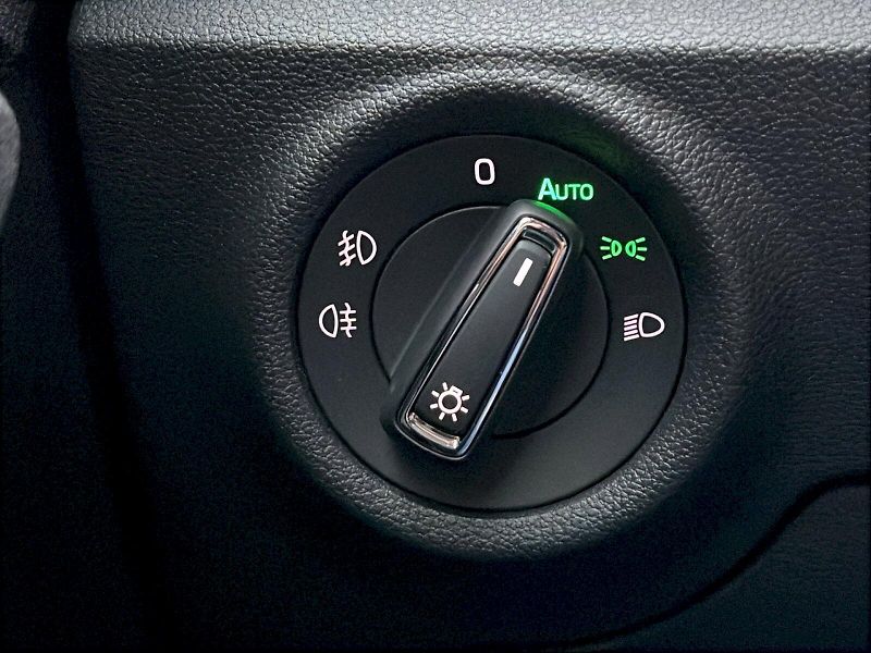 Škoda Scala (2024) 1.5 TSI 110kW Top Selection - fotka 7 z 35
