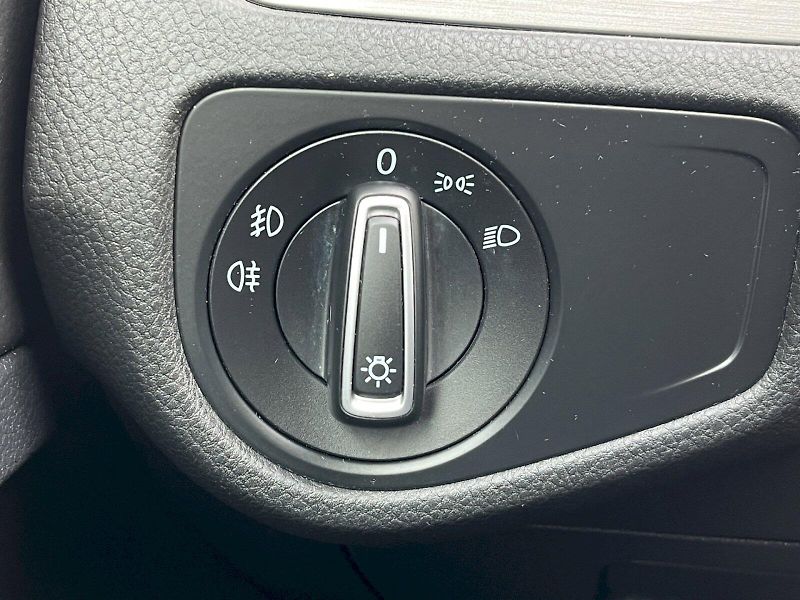 Volkswagen Golf (2015) 1.6 TDI 77 kW Comfortline - fotka 7 z 29