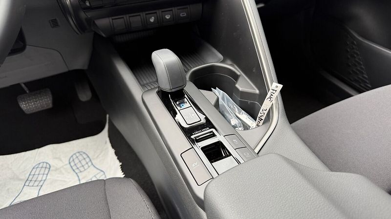 Toyota C-HR 1.8. Hybrid Comfort Business d - fotka 9 z 20