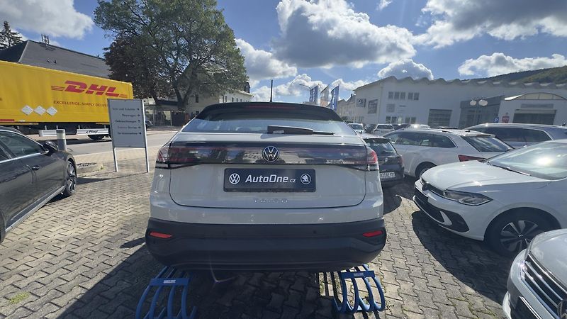 Volkswagen Taigo (2024) 1.0TSI DSG 81kW Display  - fotka 4 z 7