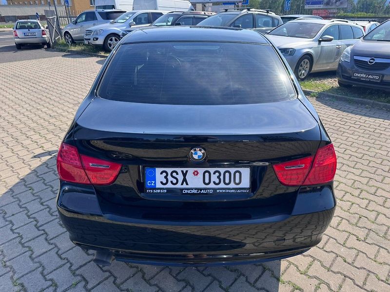 BMW Řada 3 (2011) E90 2,0D 85 KW PĚKNÝ - fotka 5 z 45