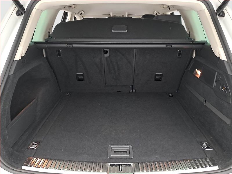 Volkswagen Touareg (2016) 3.0 TDI - fotka 14 z 22