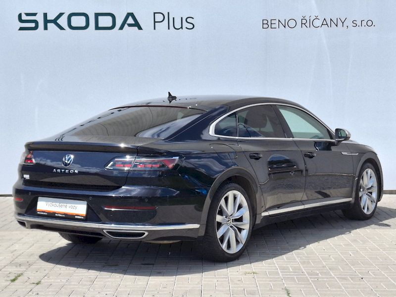 Volkswagen Arteon (2022) Elegance DSG 2,0TSi 140kW - fotka 2 z 35