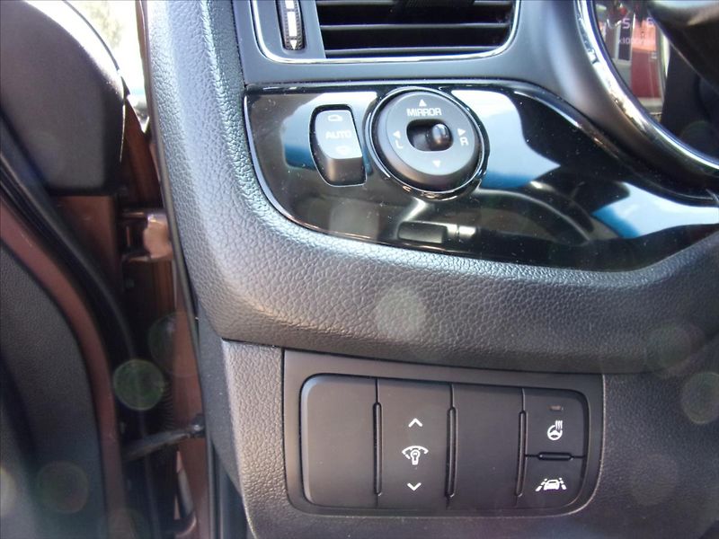 Kia Ceed 1,6 CRDi Exclusive SW - fotka 25 z 28