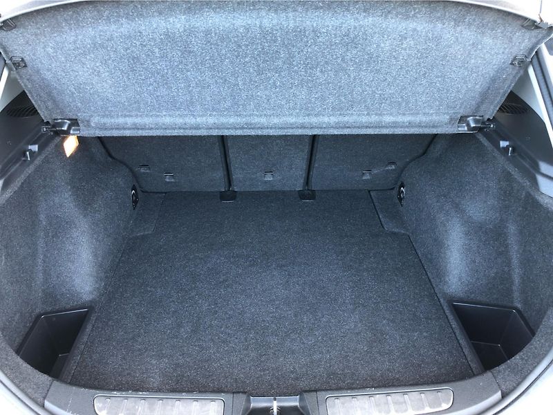BMW X1 xDrive 18d Automat 8st. - fotka 13 z 28