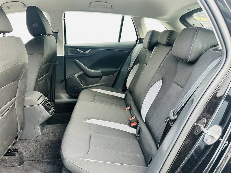 Škoda Scala Selection 1,0TSI 85kW MT6/J596 - fotka 7 z 25