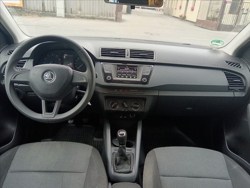 Škoda Fabia 1,2 TSi  Cool edition - fotka 17 z 21