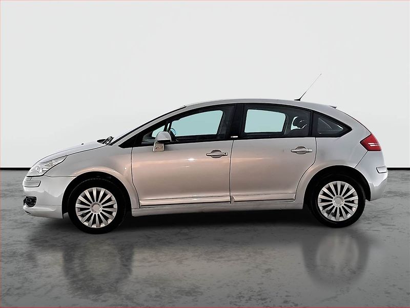 Citroën C4 (2005) Exclusive 1.6 HDi, nová STK - fotka 3 z 17