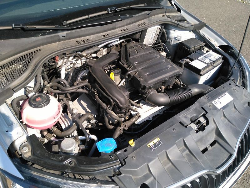 Škoda Fabia 1,0 TSI - fotka 26 z 36