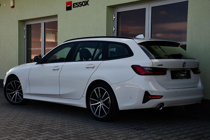 BMW Řada 3 320D xDrive 2xALU 1M ČR - fotka 4 z 38