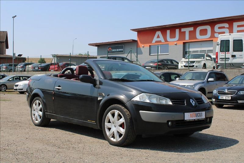 Renault Mégane 1,6 i  STK 4/2028 - fotka 20 z 33