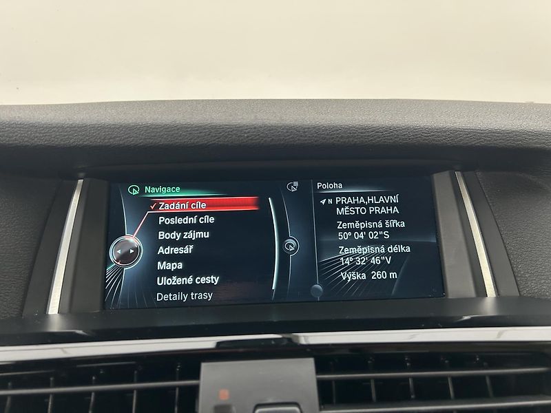 BMW X3 2.0 D 4x4 XLINE - fotka 25 z 29