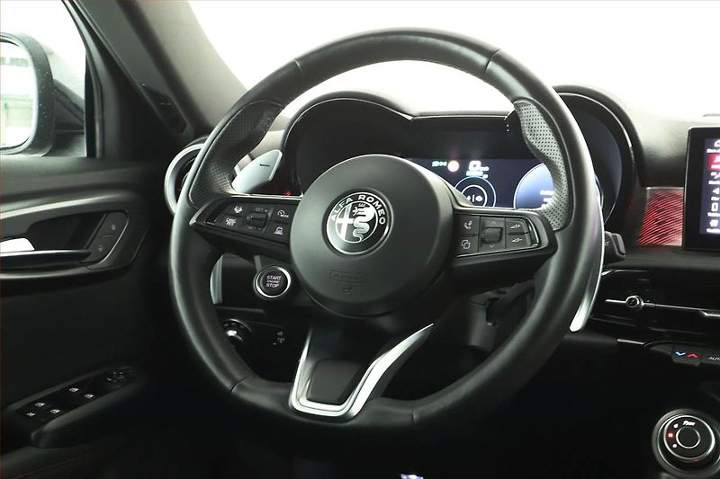 Alfa Romeo Tonale (2023) 1.5 VGT 48V MHEV - fotka 14 z 16