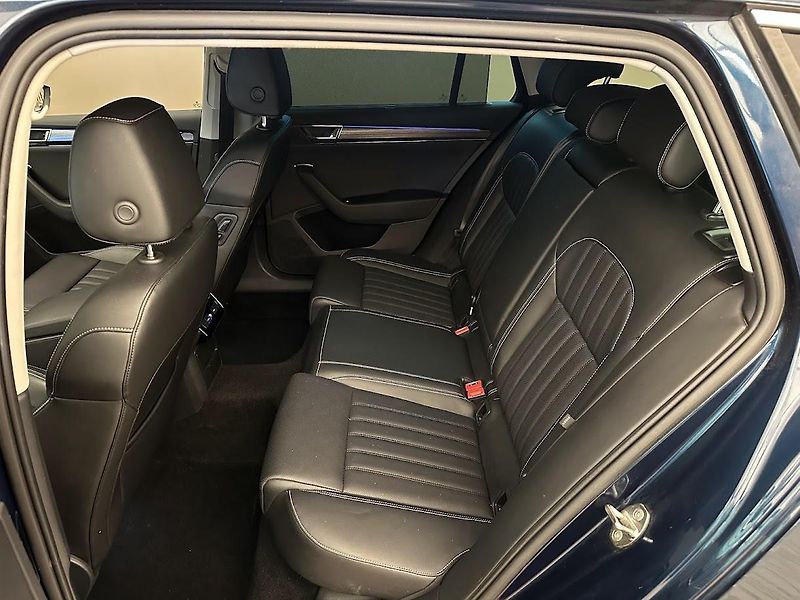 Škoda Superb (2020) Combi Premium 4x4 2.0 TDI 147 - fotka 10 z 32