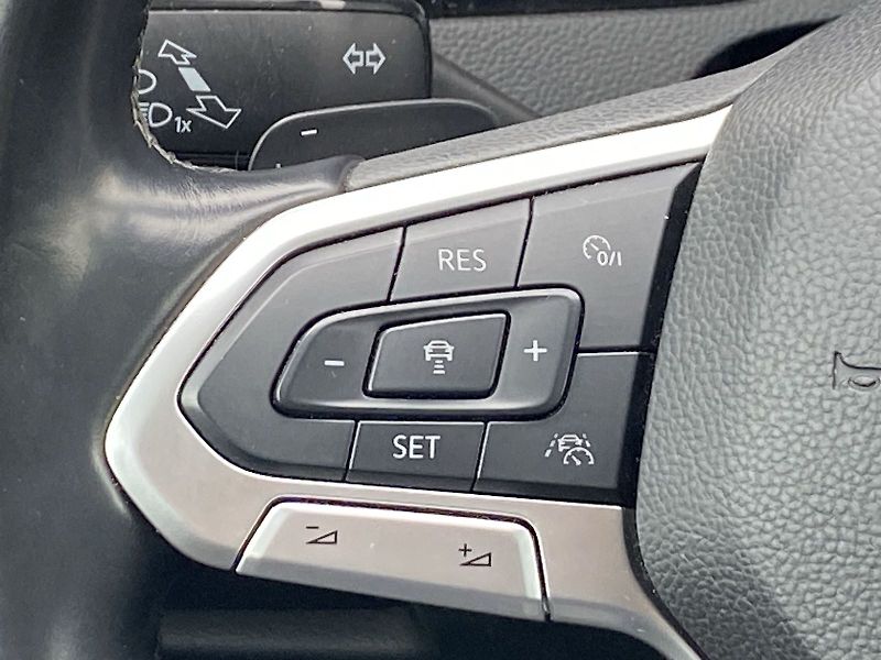 Volkswagen Passat (2019) 2.0 TDI DSG - fotka 20 z 34