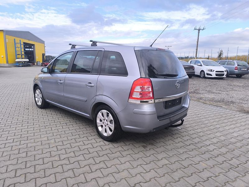 Opel Zafira (2008) 1.8  7MÍST,DOLOŽENÉ KM,SERVIS - fotka 3 z 36